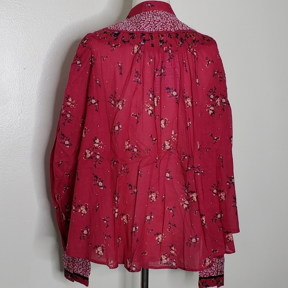 Free People Paloma Red Berry Long Sleeves Top Limited Edition Bohemian Chic - Picture 11 of 16
